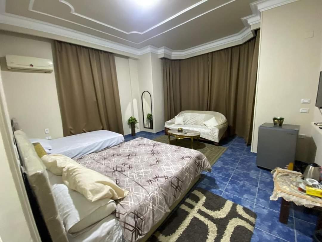 Richard Pyramids Inn Hotel Kafrat al Jabal Exterior photo