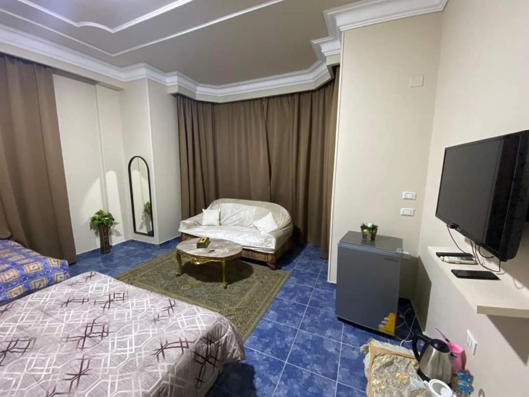 Richard Pyramids Inn Hotel Kafrat al Jabal Exterior photo