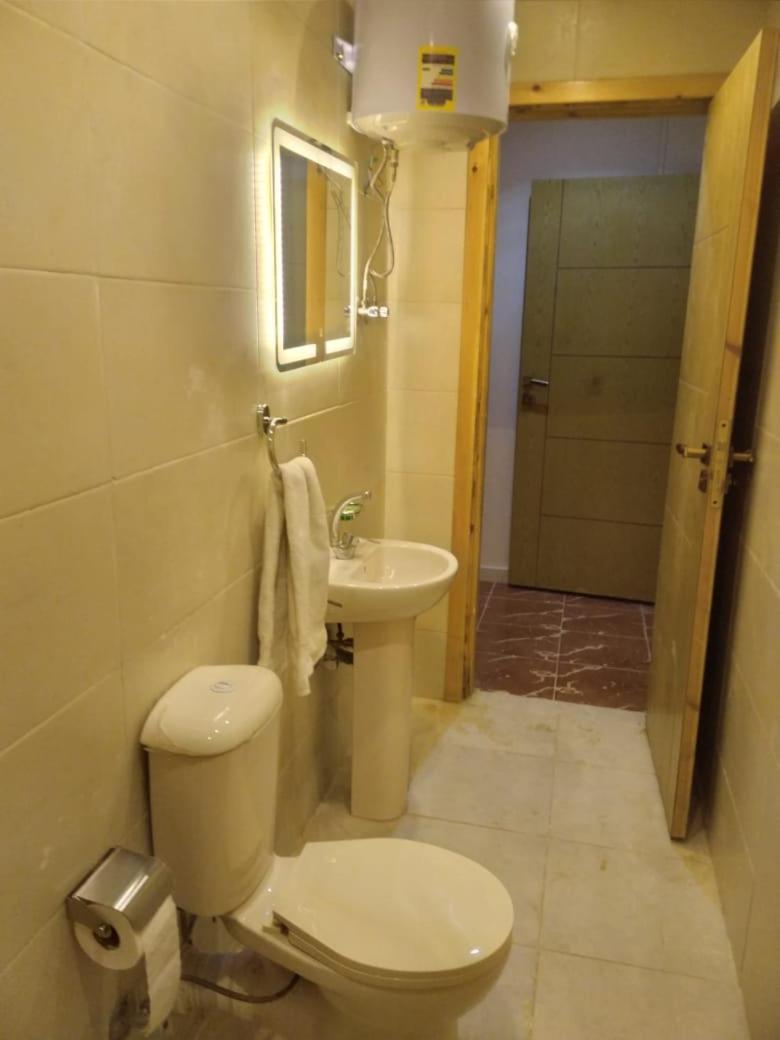 Richard Pyramids Inn Hotel Kafrat al Jabal Exterior photo